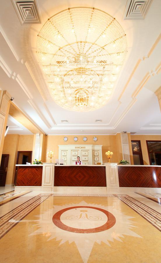 Aleksandrovski Grand Hotel Βλαντικαφκάς Εξωτερικό φωτογραφία